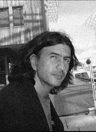 Γιώργος Παπαζαφειρίου φωτογραφία